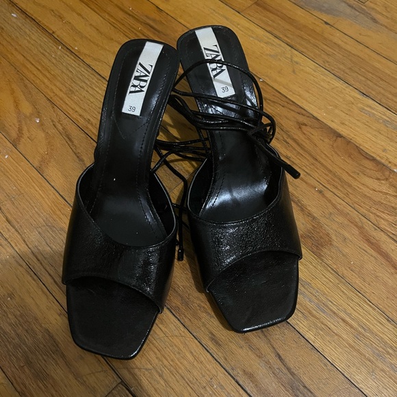 Zara lace up strappy heels size 8/EU 39 - worn ONCE - Picture 2 of 3